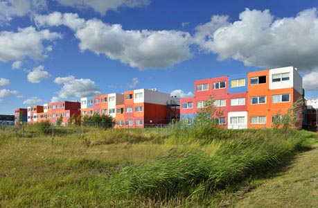 Riesjard Schropp: NDSM studentenwoning container