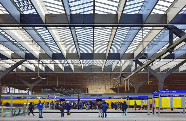 Riesjard Schropp: Rotterdam Centraal Station